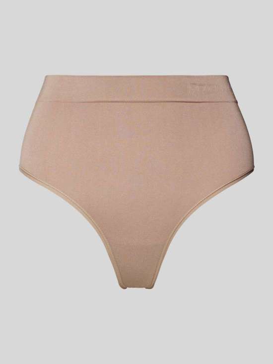 Трусы с эффектом фигуры