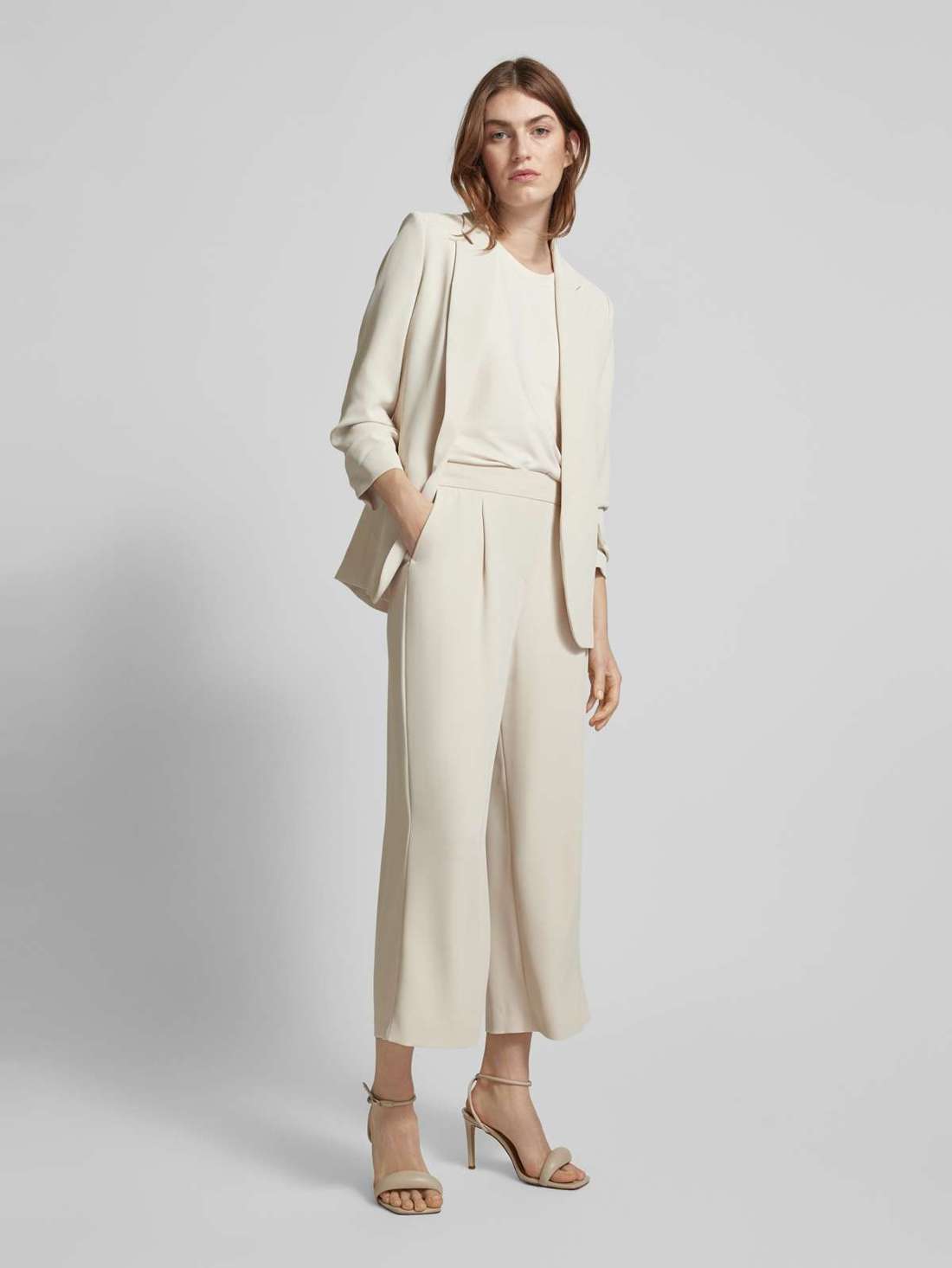 Тканевые брюки с широким поясом