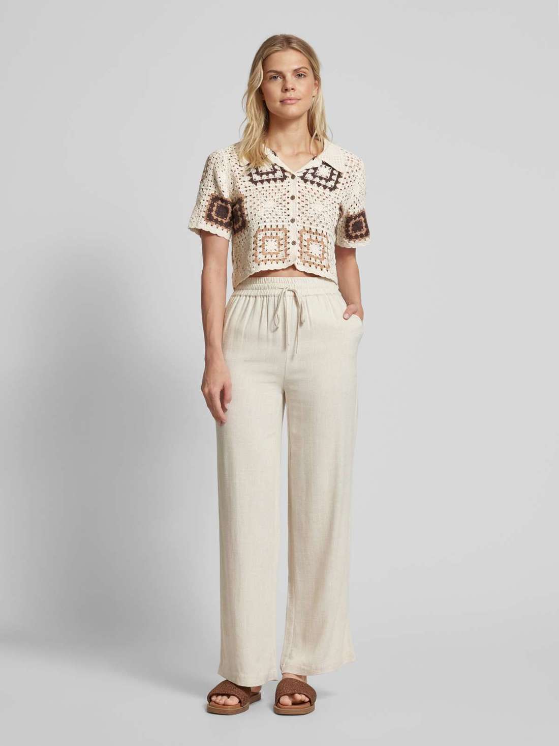 Укороченный кардиган с воротником с лацканами