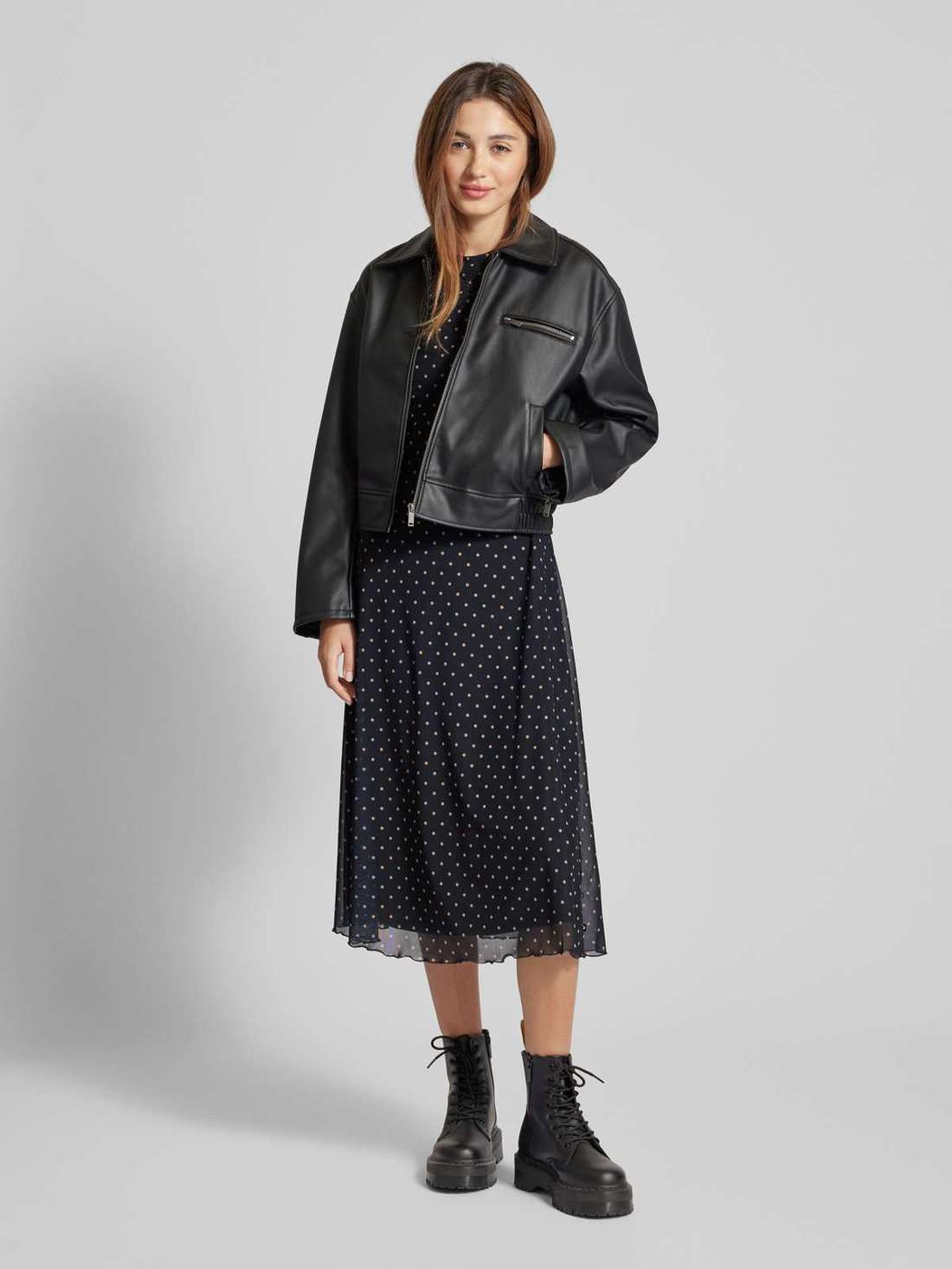 Сетчатое платье миди в горошек