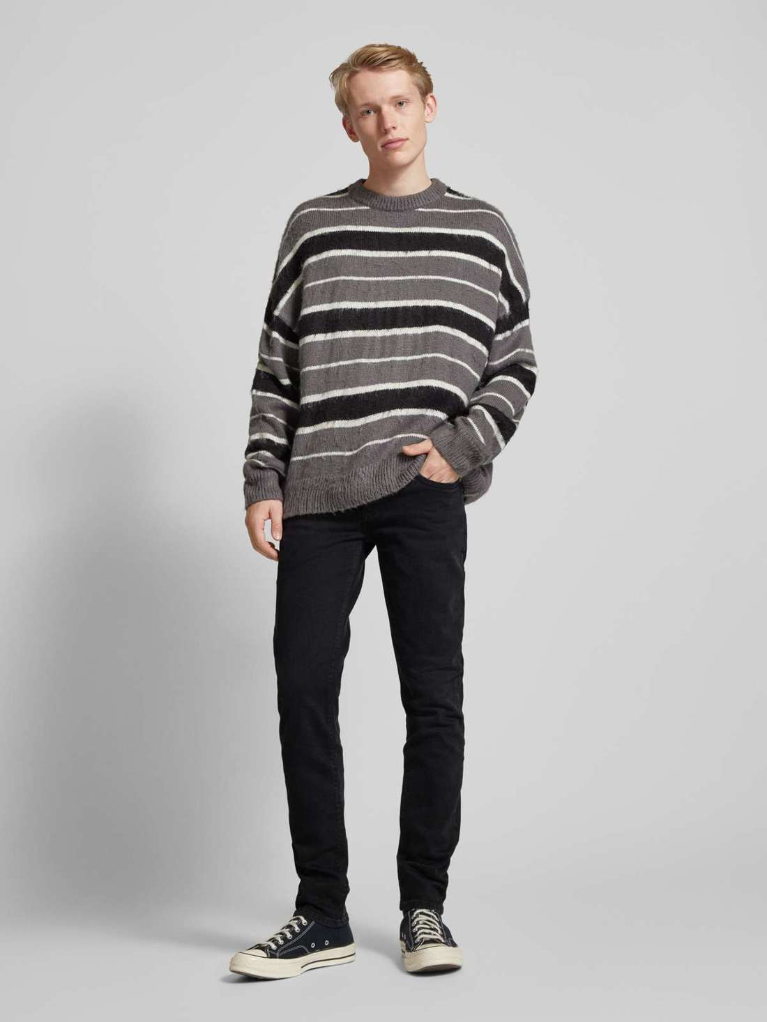 Джинсы узкого кроя с пятью карманами, дизайн «MIKE» HATCH