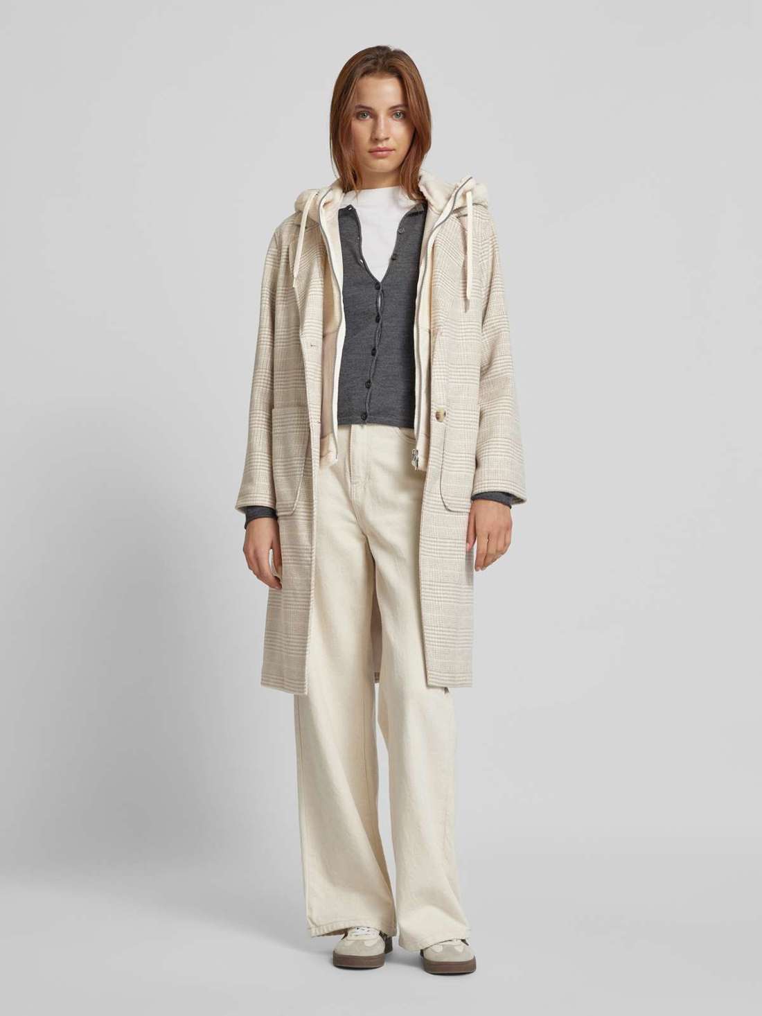 Пальто с воротником с лацканами