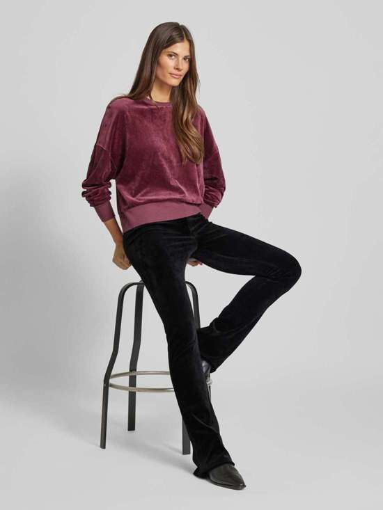 Расклешенные брюки узкого кроя с лейблом RONJAAL