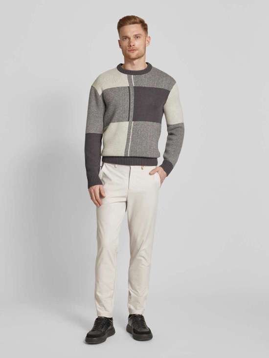 Брюки с лейблом Steve