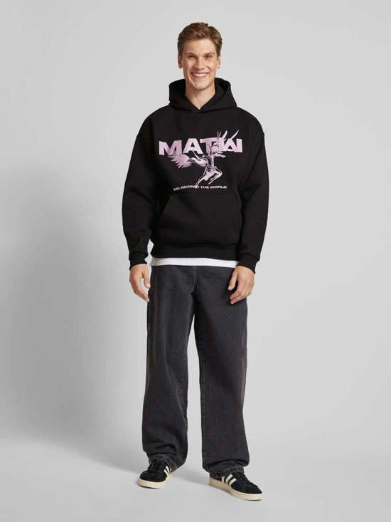 Толстовка с принтом этикетки