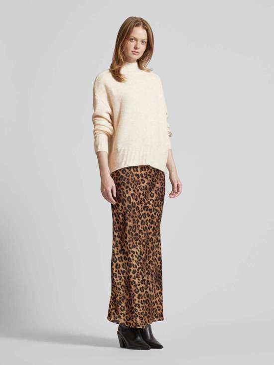 Вязаный свитер с воротником стойкой ANNE