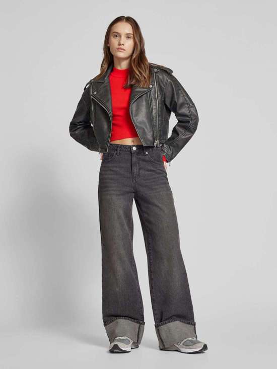 Укороченный лонгслив из вискозы с воротником стойкой Agathe