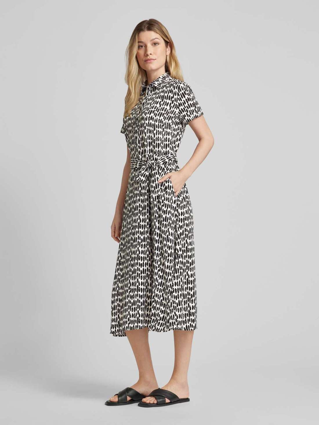 Платье миди с поясом