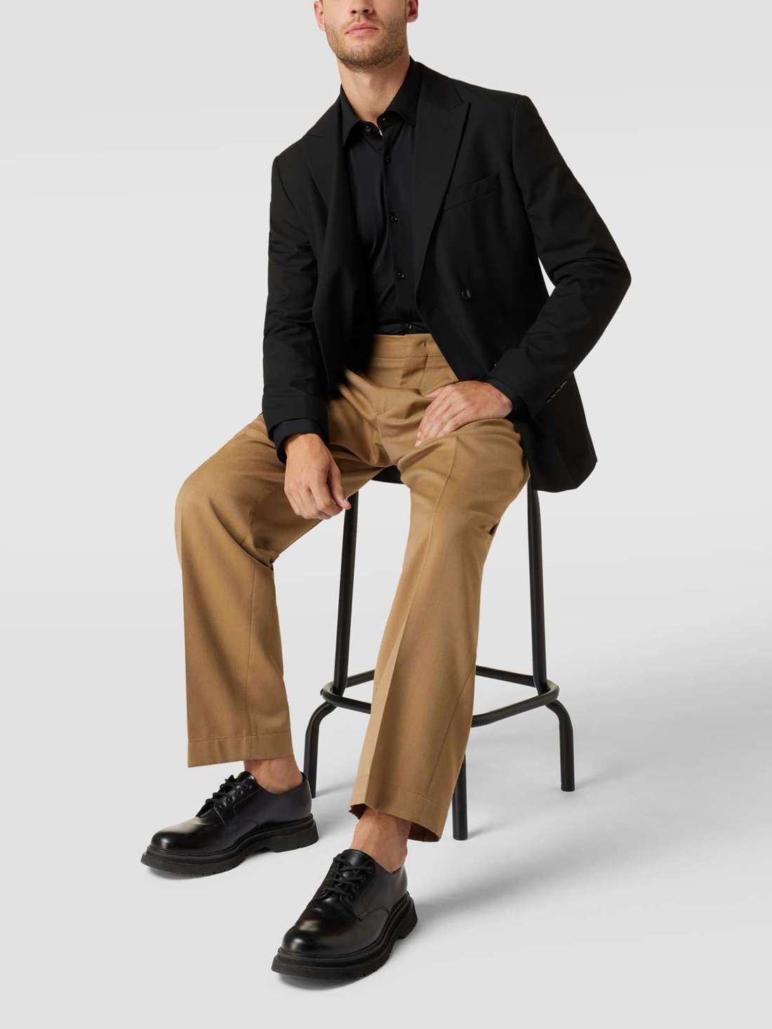 Деловая рубашка узкого кроя KENNO