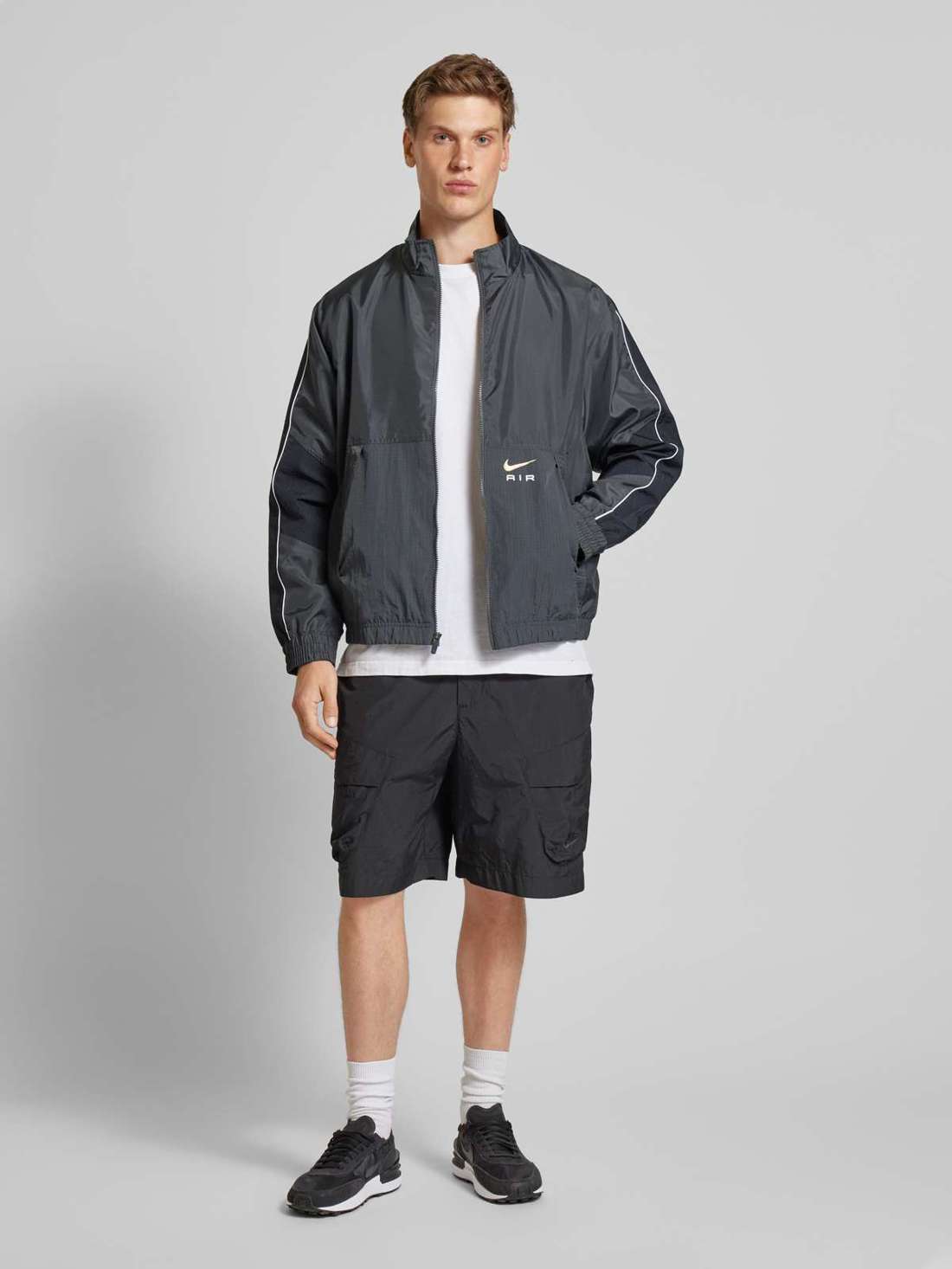 Толстовка с принтом этикетки