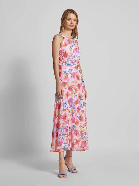 Коктейльное платье с рюшами