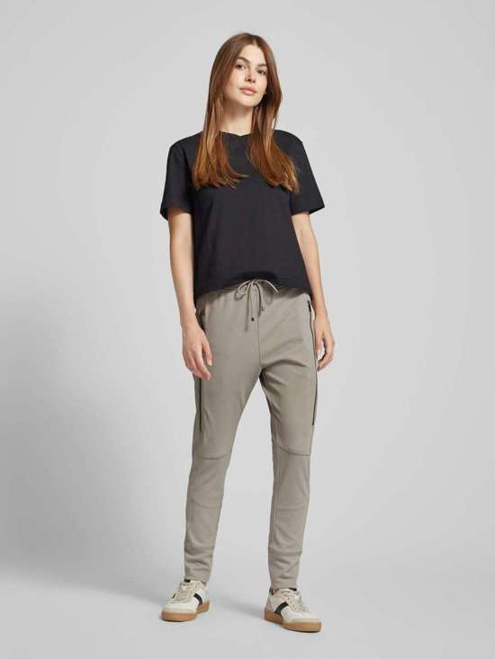 Брюки узкого кроя с декоративными швами FUTURE 2.0