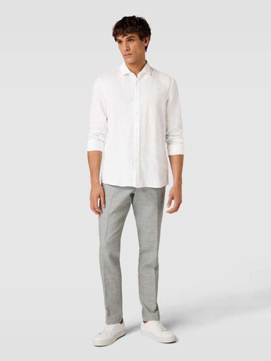 Повседневная рубашка индивидуального кроя с вышитыми лейблами