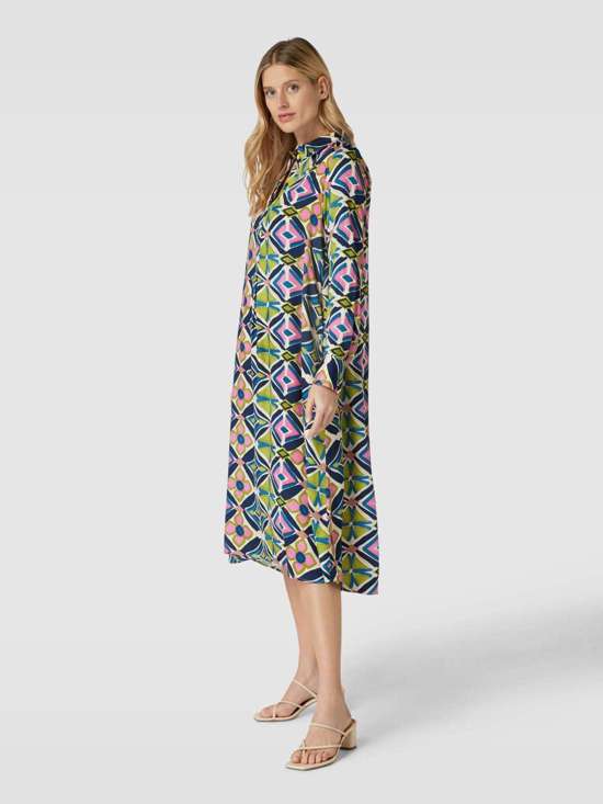 Платье миди с рубашечным воротником