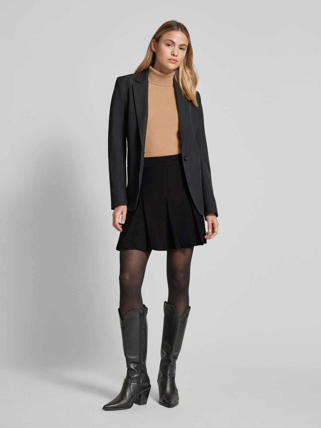 Мини-юбка с эластичным поясом