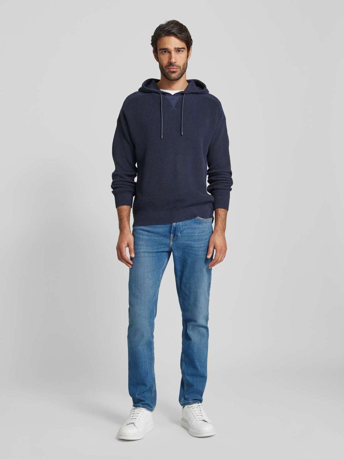 Прямые джинсы с пятью карманами