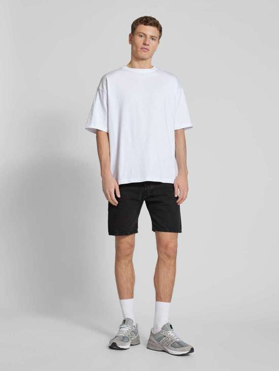 Джинсовые шорты свободного кроя с пятью карманами