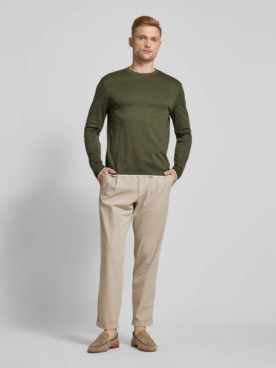 Лонгслив с этикеткой Frido