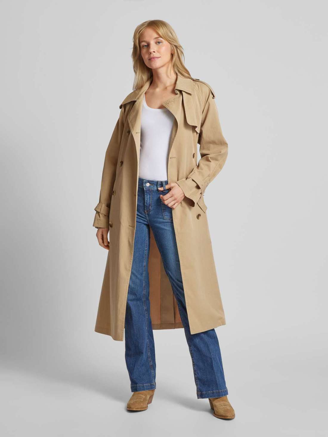 Джинсы Bootcut с боковыми карманами