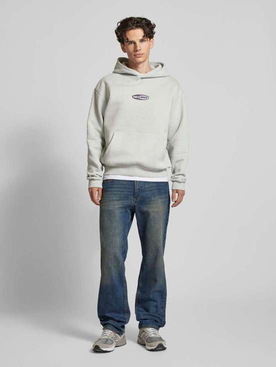 Толстовка с принтом этикетки