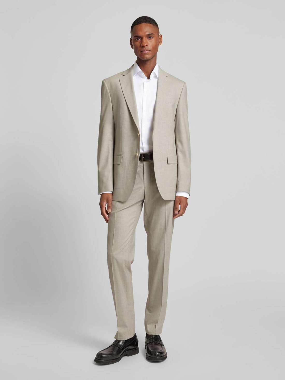 Деловая рубашка классического кроя с воротником «Кент»