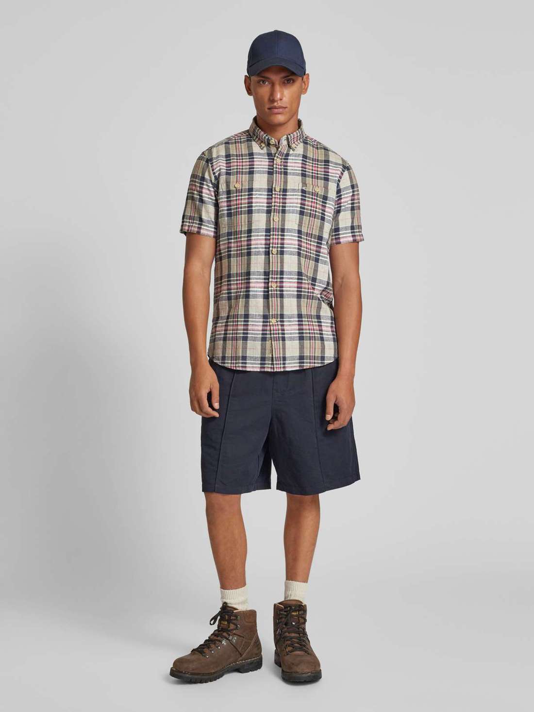 Повседневная рубашка из смеси хлопка и льна с воротником на пуговицах