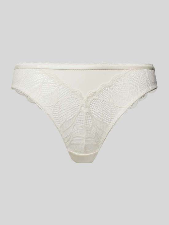Стринги с кружевной отделкой Alicia