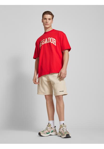 Футболка оверсайз с принтом этикетки