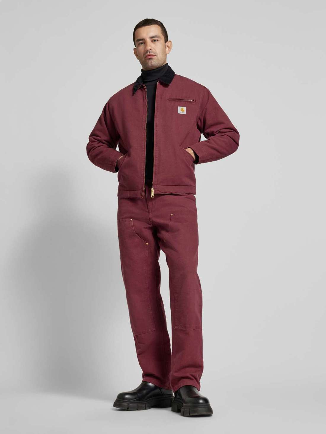 Тканевые брюки с карманами