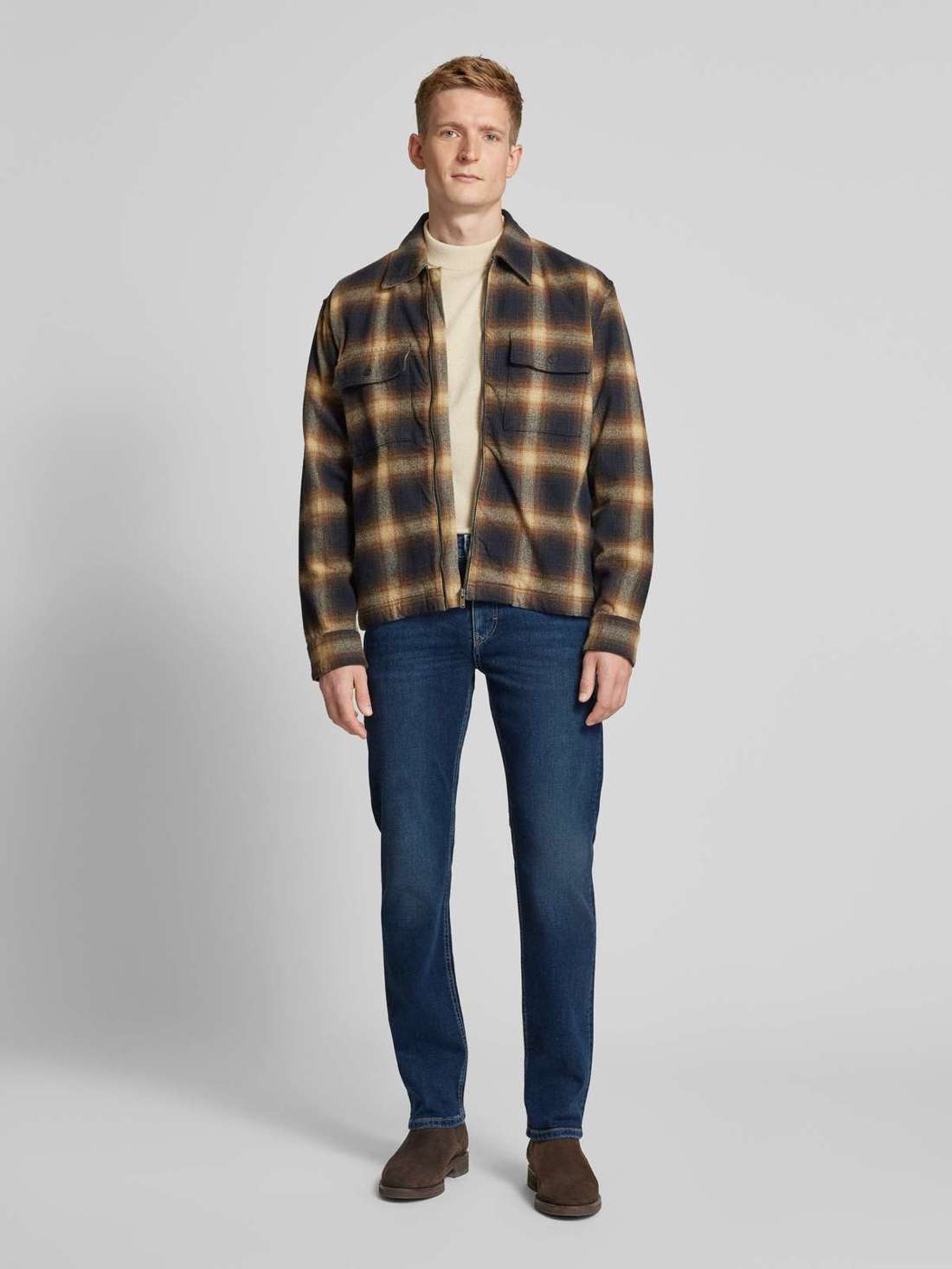 Джинсы прямого кроя с пятью карманами Arne