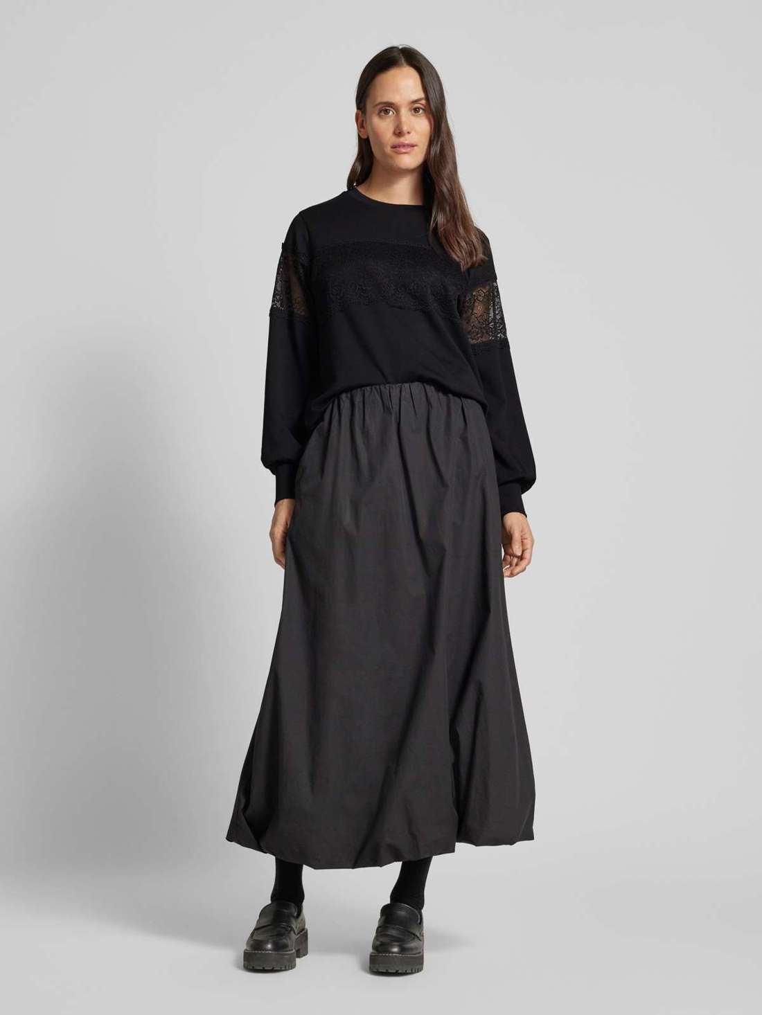 Толстовка с кружевной отделкой BANU