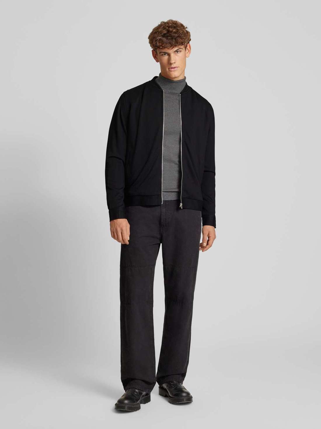 Бомбер с воротником стойкой MARK