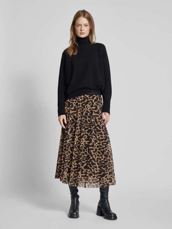 Юбка-миди со складками