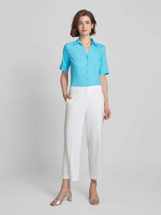 Блузка с отложным воротником