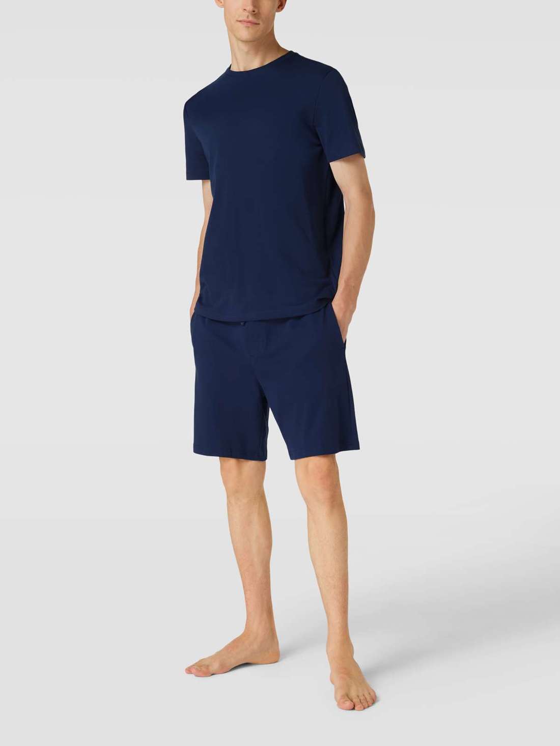 Спортивные шорты с лейблом