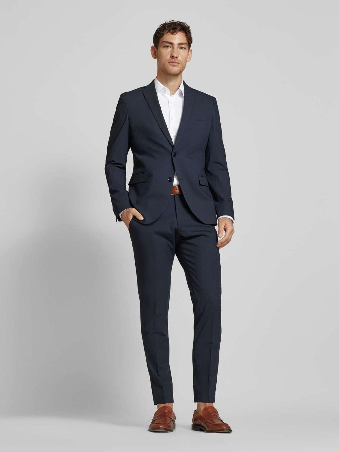 Деловая рубашка приталенного кроя с планкой на пуговицах Hank