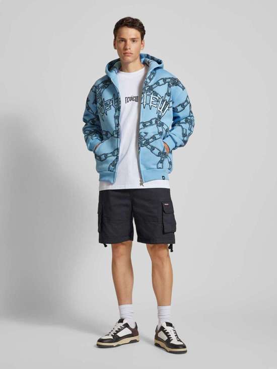 Толстовка с вышивкой этикеток