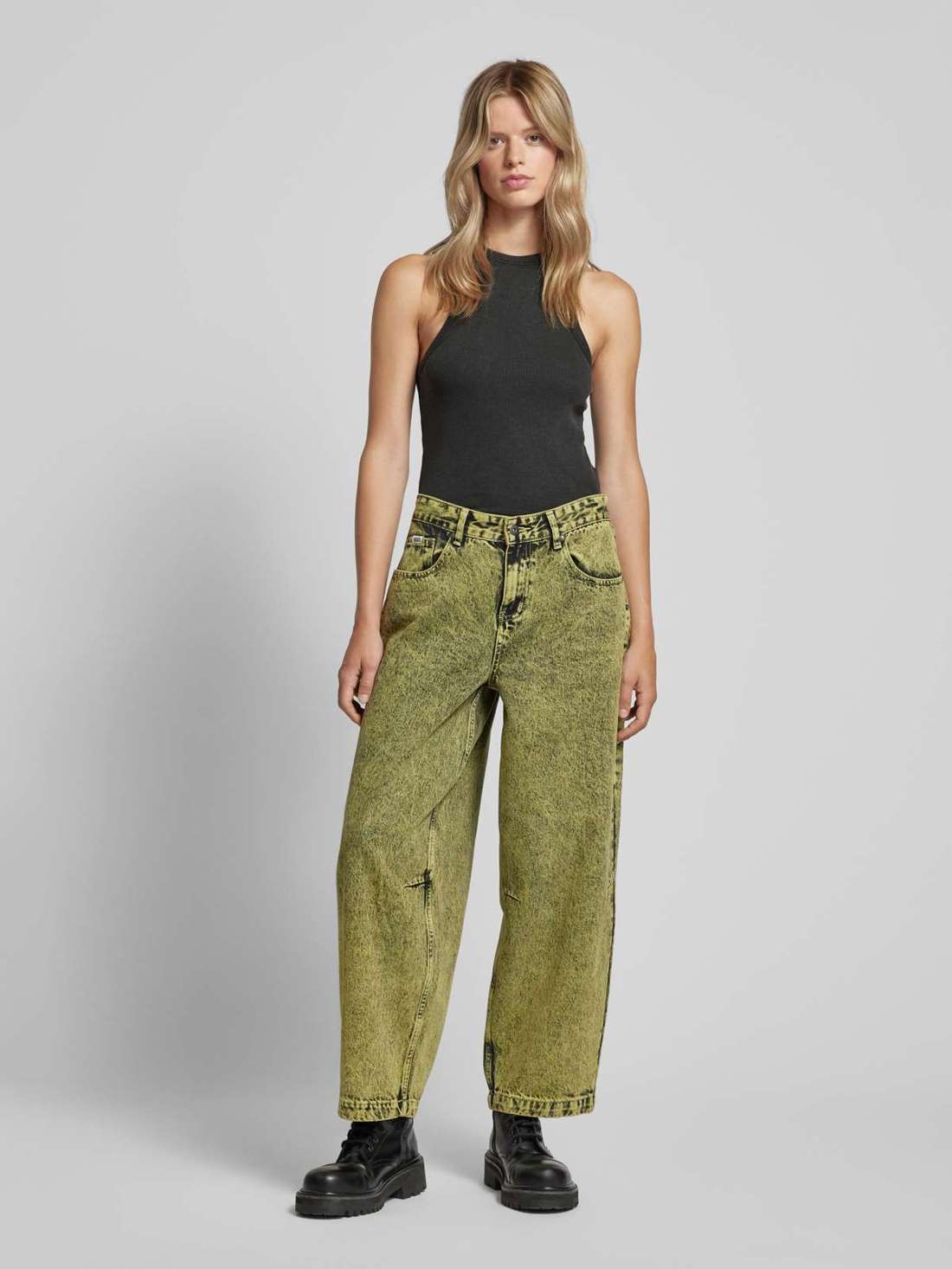 Майка с этикеткой