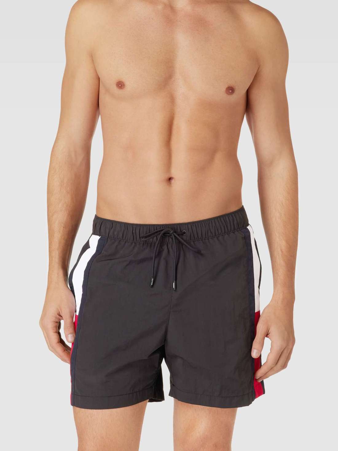 Плавки с контрастными полосками