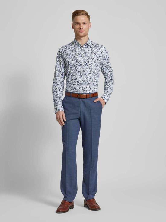 Деловая рубашка приталенного кроя с цветочным узором по всей поверхности