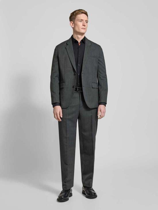 Деловая рубашка классического кроя с воротником «Кент» Koey