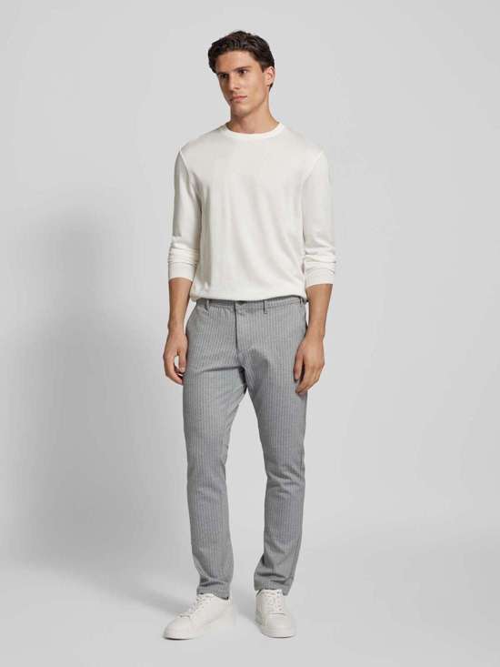 Суперузкие брюки с задними карманами