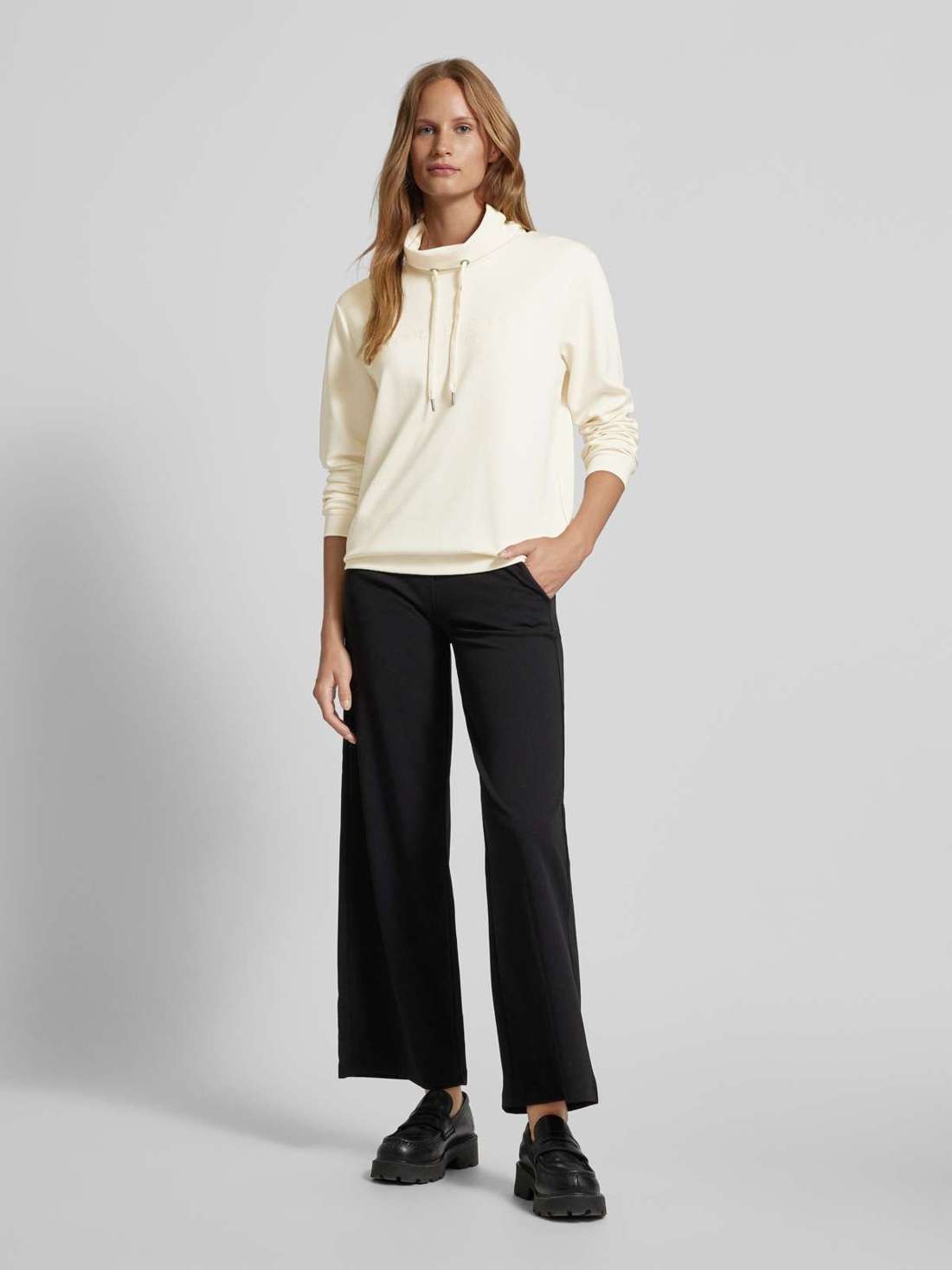 Толстовка с воротником стойкой Banu