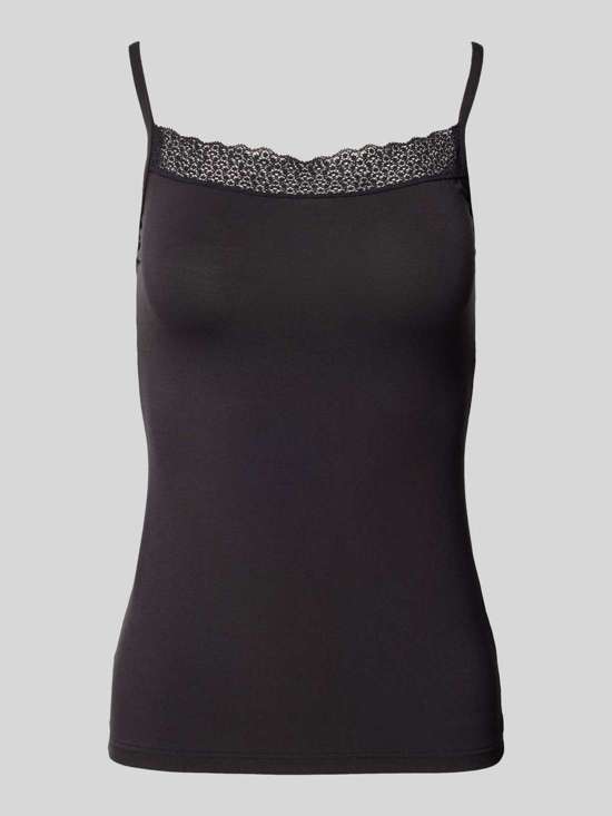 Майка с кружевной отделкой