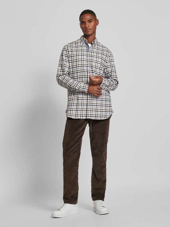 Легкая фланелевая рубашка с нагрудным карманом