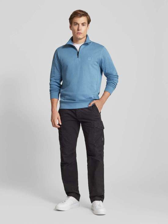 Толстовка с воротником стойкой Zetrust