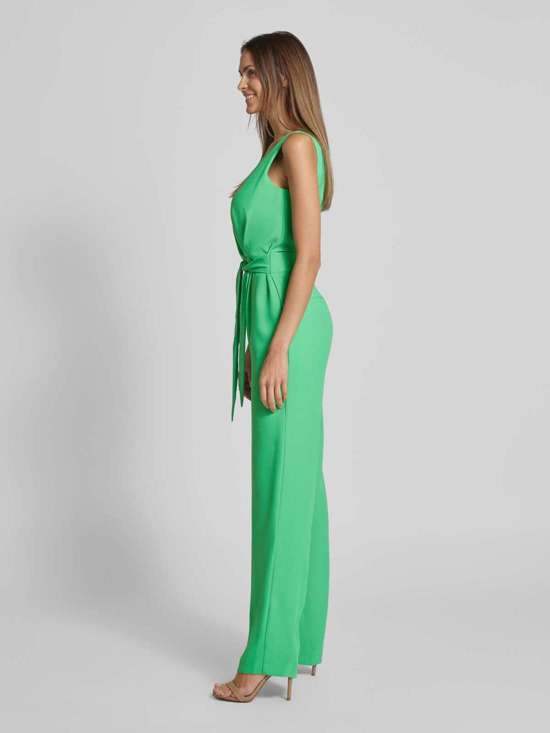 Комбинезон с поясом