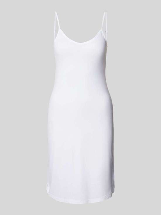 Нижнее платье с закругленным V-образным вырезом