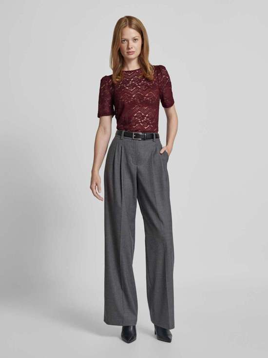 Блузка-рубашка стандартного кроя со структурированным узором