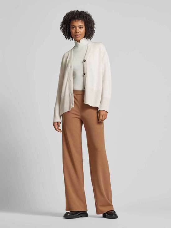 шерстяной кардиган с V-образным вырезом